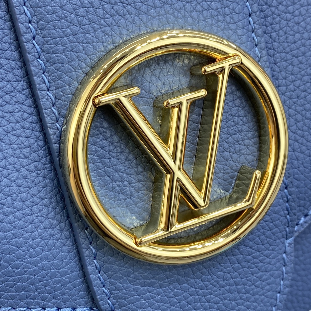 Louis Vuitton LV PONT 9 SOFT PM Grained Leather Shoudler Bag M58964 Blue